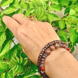 Bracelet Jaspe peau d’éléphant, Graines l’église, Erable et Bois de santal « Centrage »