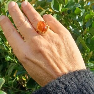 Bague réglable, cuivre plaqué or et ambre baltique