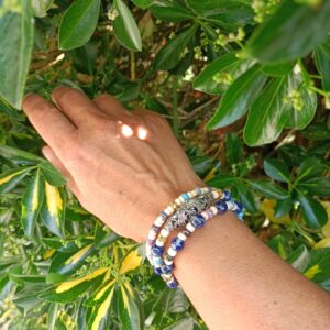 Bracelet triple en coco, lapis lazuli, verre de Pragues