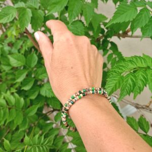 Bracelet 2 tours en coco poncée, verre de Pragues, en 4mm