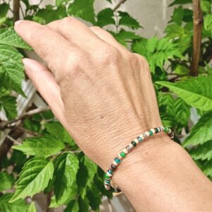 Bracelet un tour, coco poncée et verre de Pragues