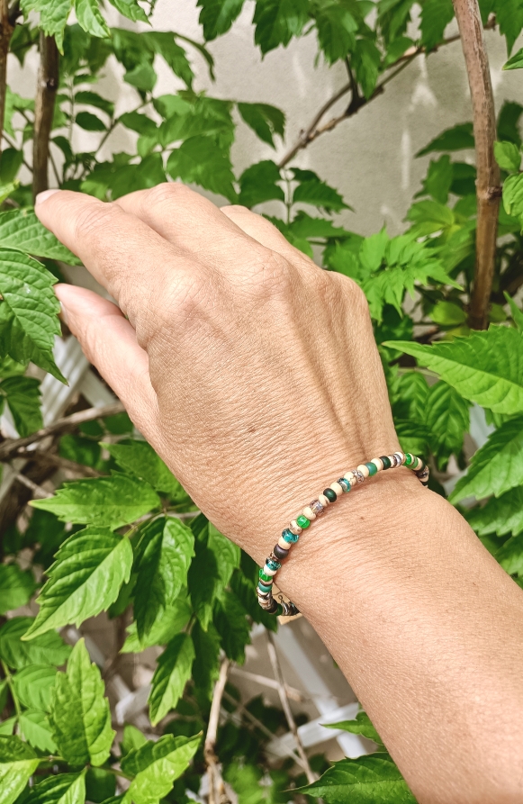 Bracelet un tour, coco poncée et verre de Pragues – Image 2