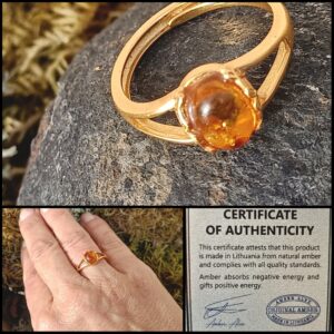 Bague réglable, cuivre plaquée or, ambre baltique
